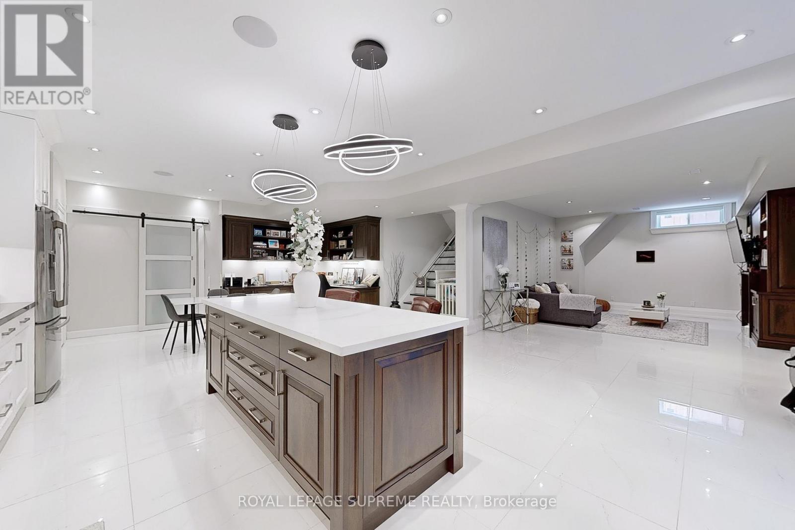 52b Cork Avenue, Toronto (Yorkdale-Glen Park), Ontario  M6B 2X8 - Photo 42 - W12391584