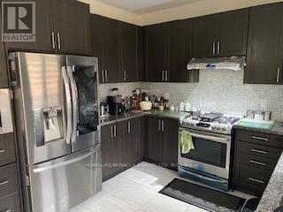 14 George Gray Dr (Upper Portion) Drive, Brampton, Ontario  L6R 4A3 - Photo 6 - W12391598