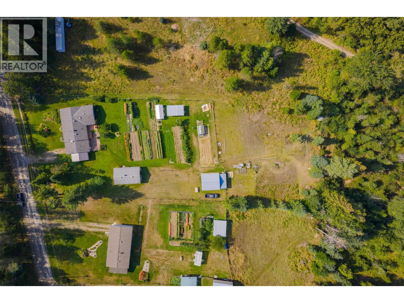 3712 Thorpe Road, Krestova, British Columbia  V0G 1H2 - Photo 12 - 10362066