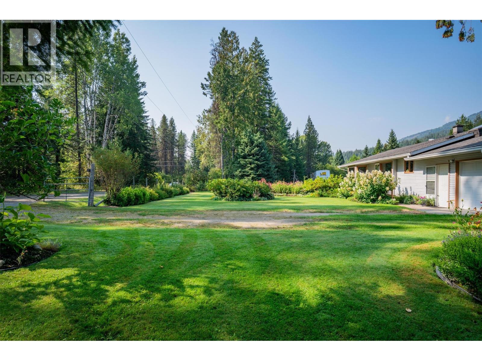3712 Thorpe Road, Krestova, British Columbia  V0G 1H2 - Photo 56 - 10362066