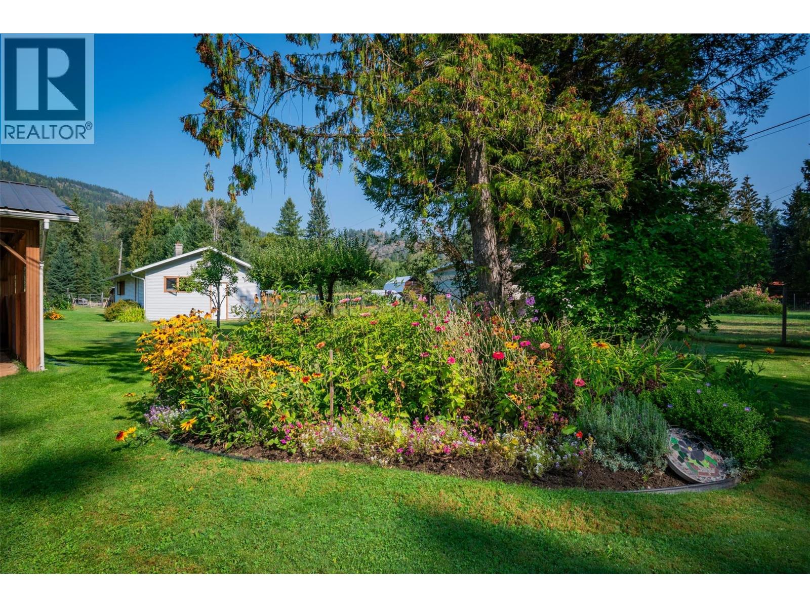 3712 Thorpe Road, Krestova, British Columbia  V0G 1H2 - Photo 57 - 10362066