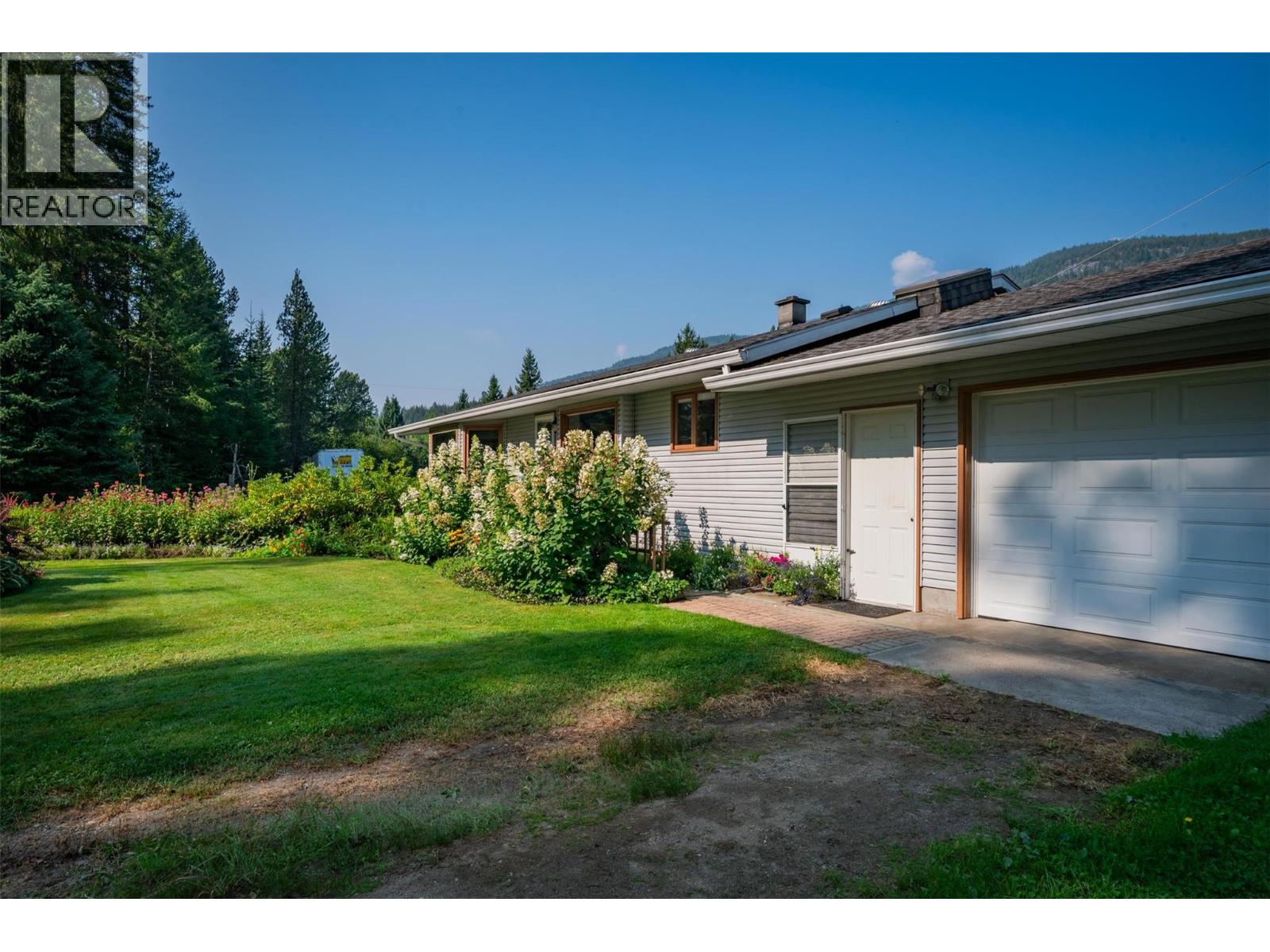 3712 Thorpe Road, Krestova, British Columbia  V0G 1H2 - Photo 58 - 10362066