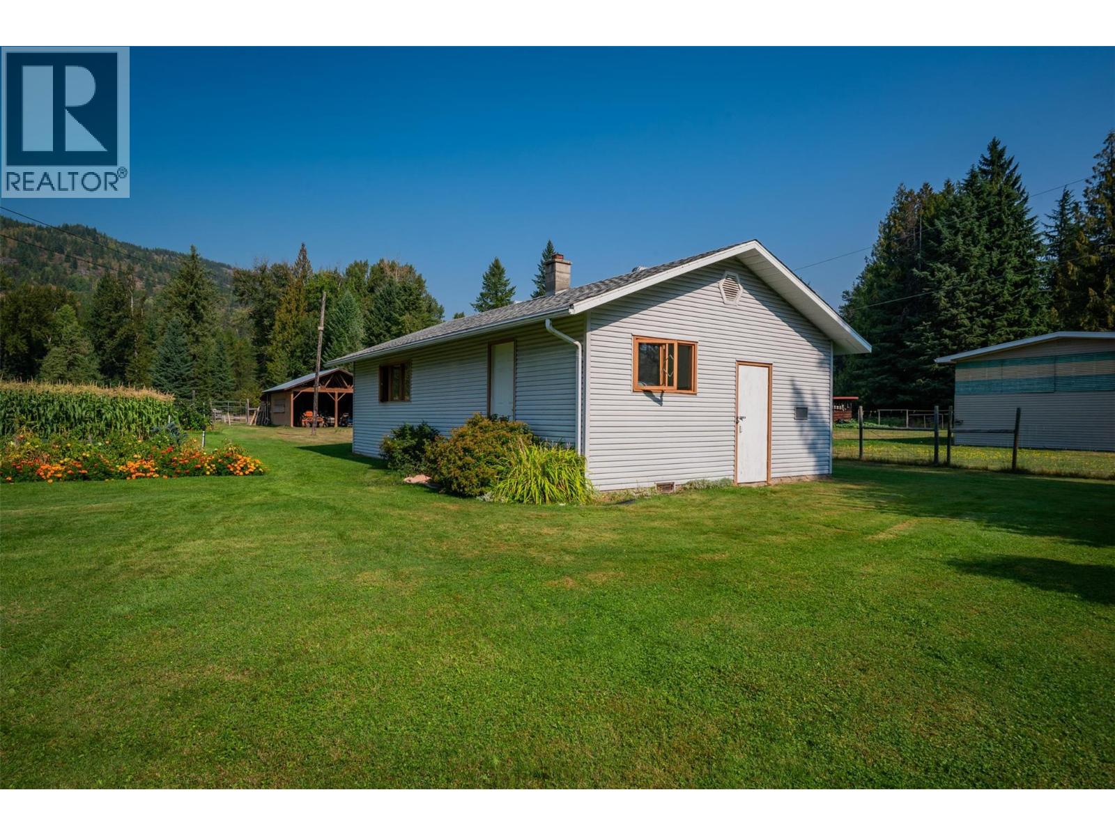 3712 Thorpe Road, Krestova, British Columbia  V0G 1H2 - Photo 64 - 10362066