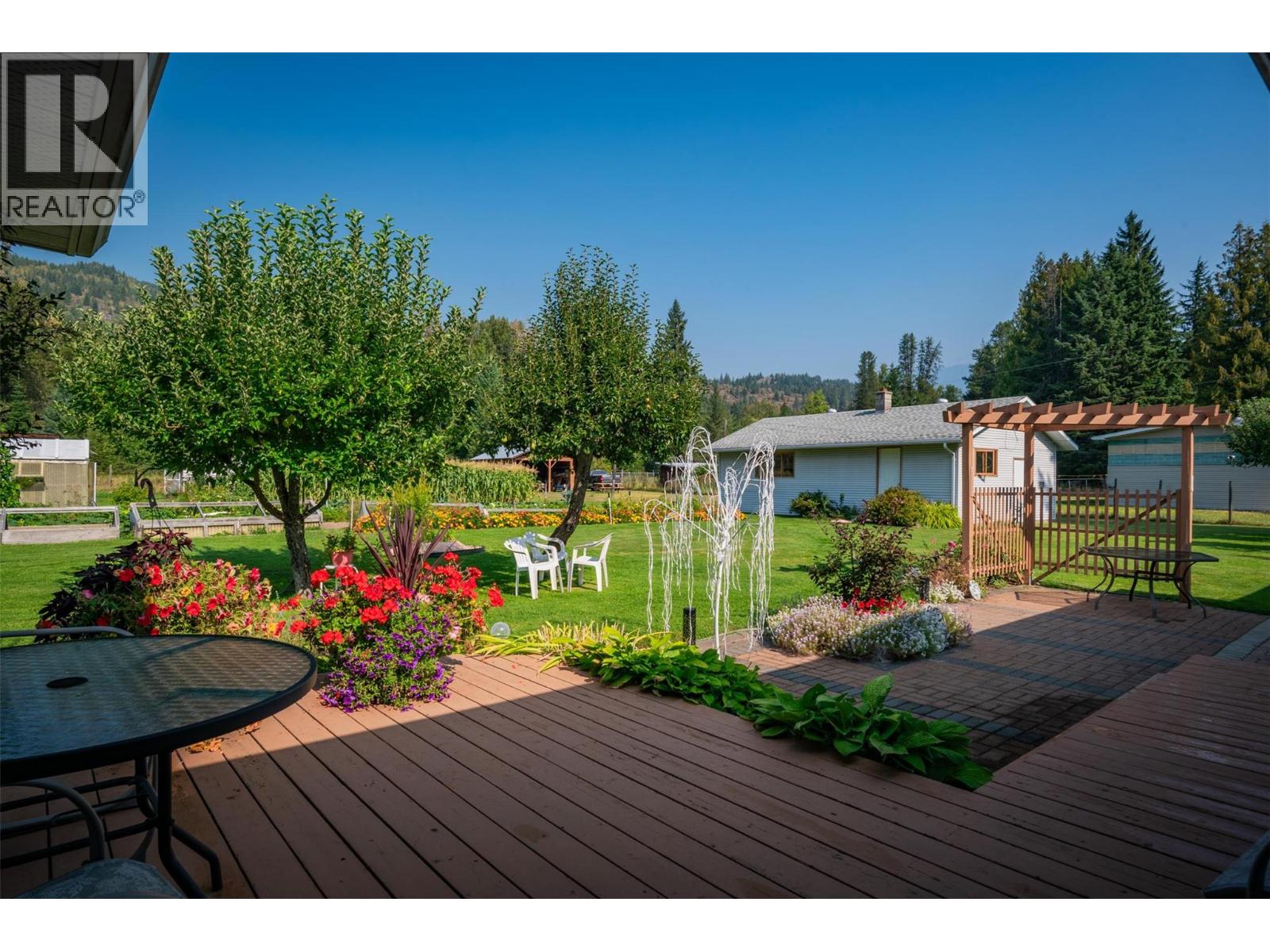 3712 Thorpe Road, Krestova, British Columbia  V0G 1H2 - Photo 68 - 10362066