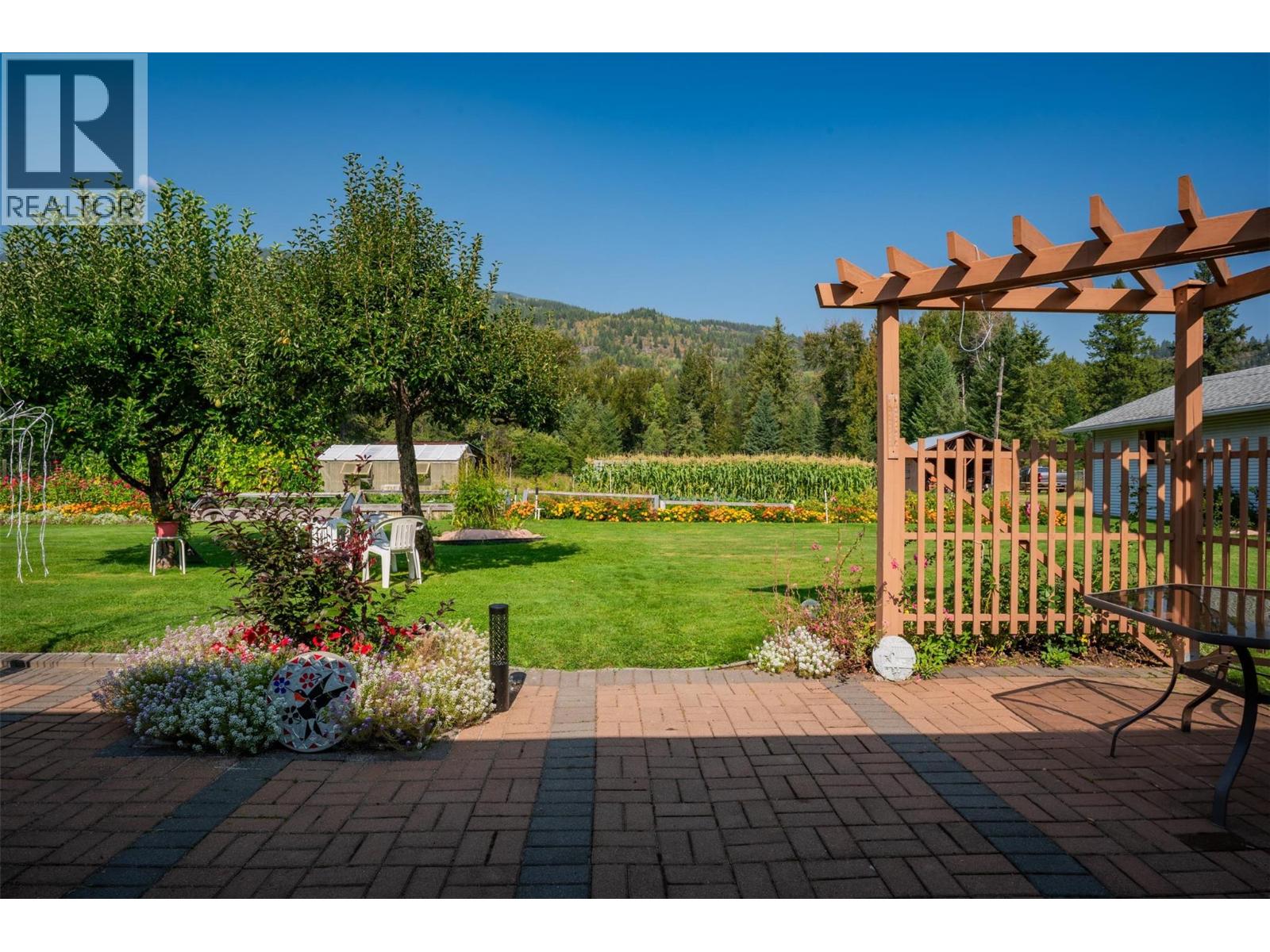 3712 Thorpe Road, Krestova, British Columbia  V0G 1H2 - Photo 69 - 10362066