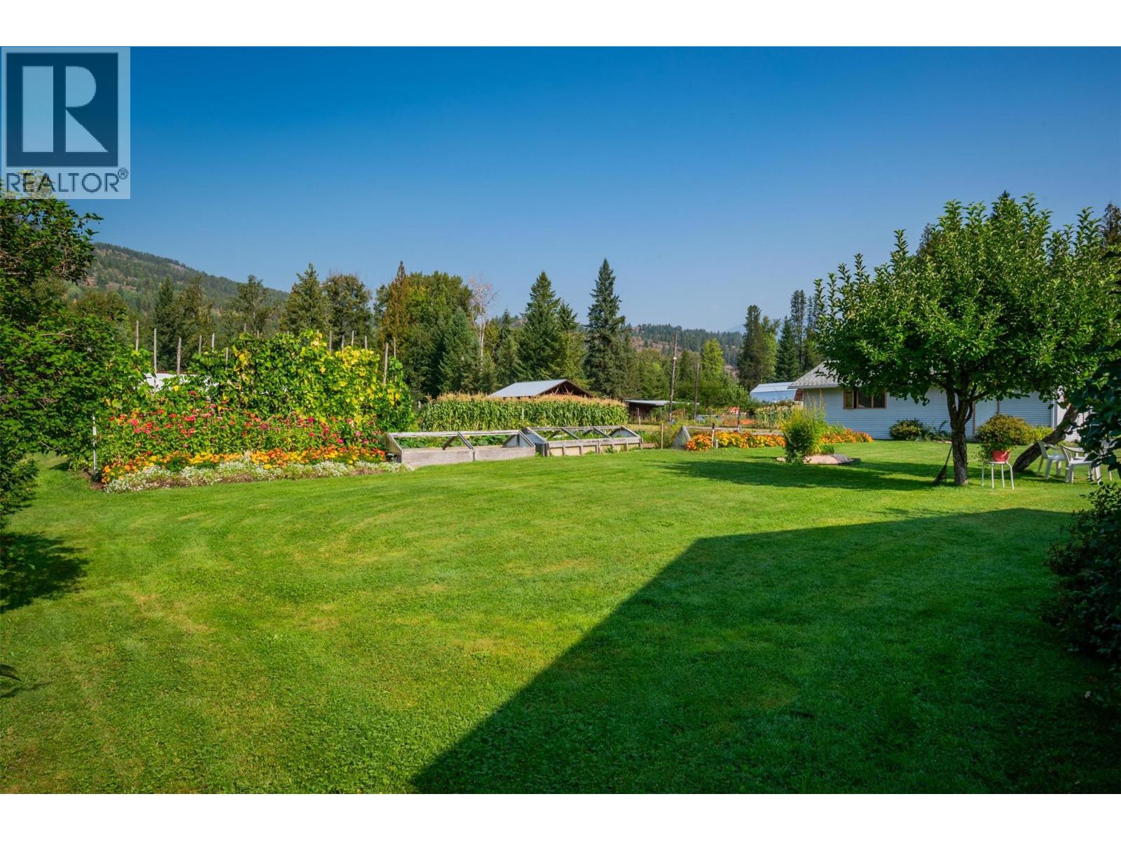 3712 Thorpe Road, Krestova, British Columbia  V0G 1H2 - Photo 71 - 10362066