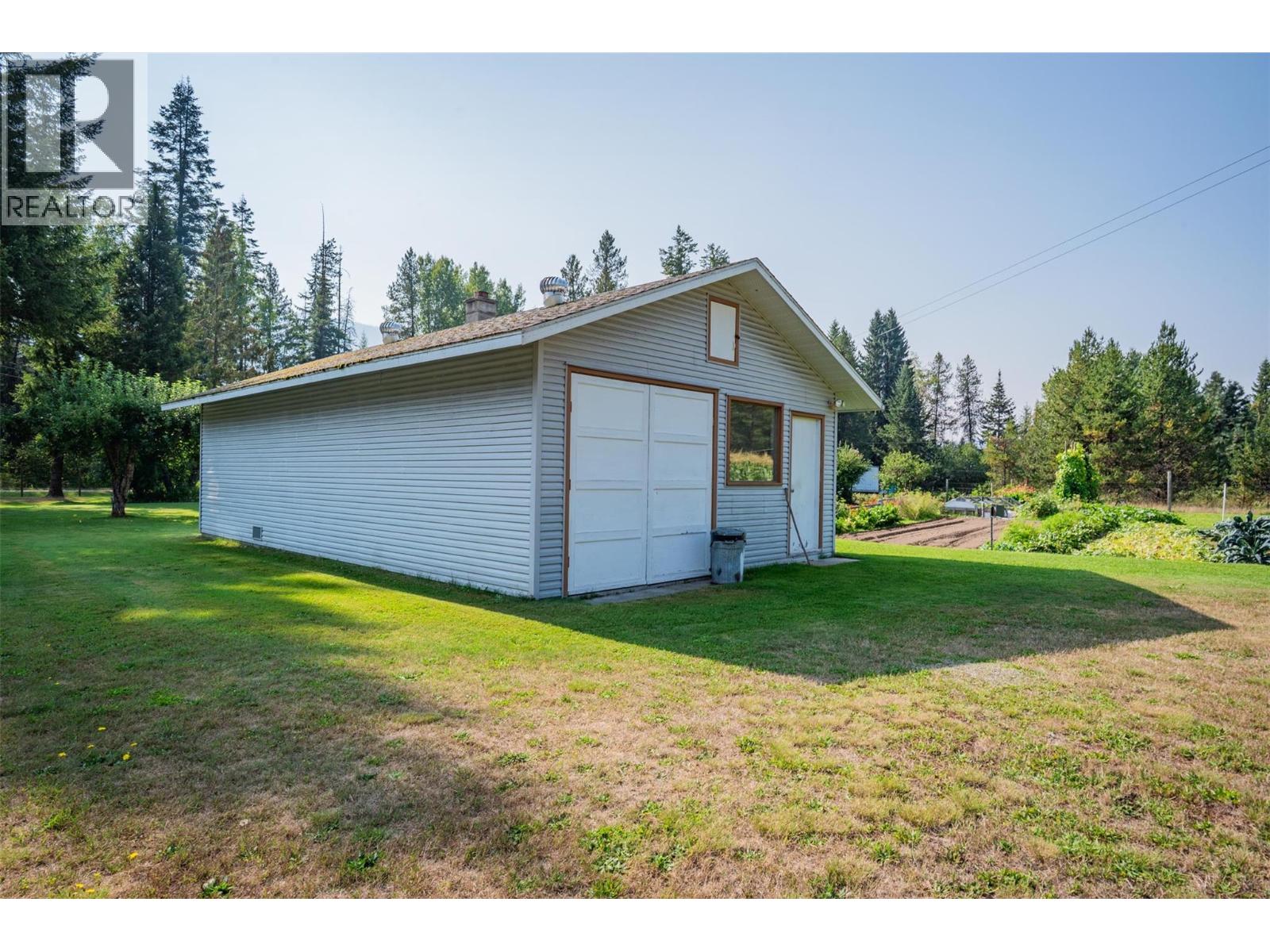 3712 Thorpe Road, Krestova, British Columbia  V0G 1H2 - Photo 75 - 10362066