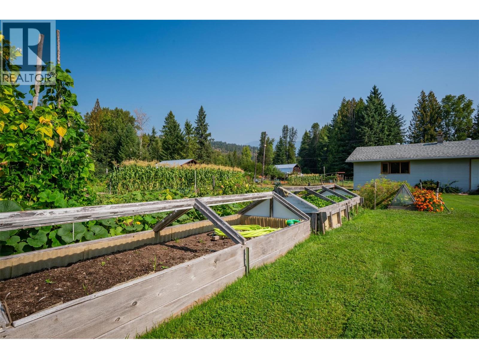 3712 Thorpe Road, Krestova, British Columbia  V0G 1H2 - Photo 77 - 10362066