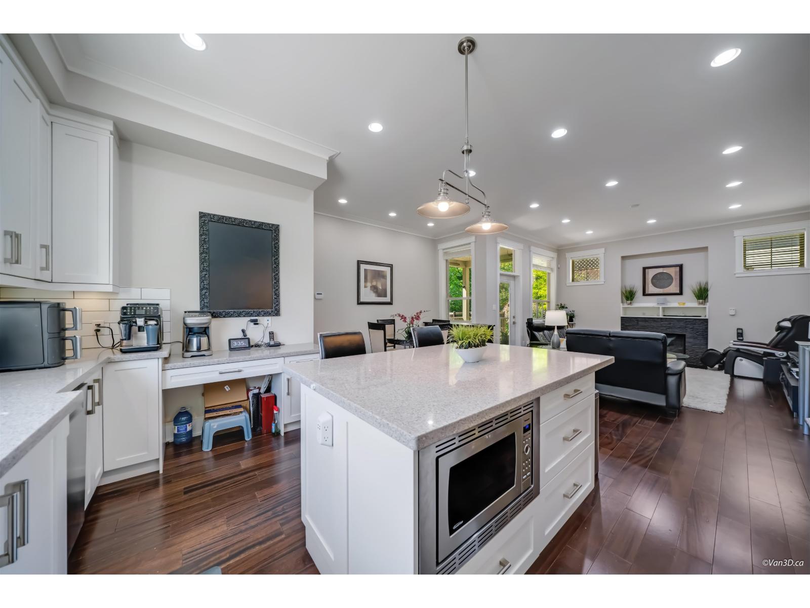 3233 147 Street, Surrey, British Columbia  V4P 1Z8 - Photo 12 - R3038000