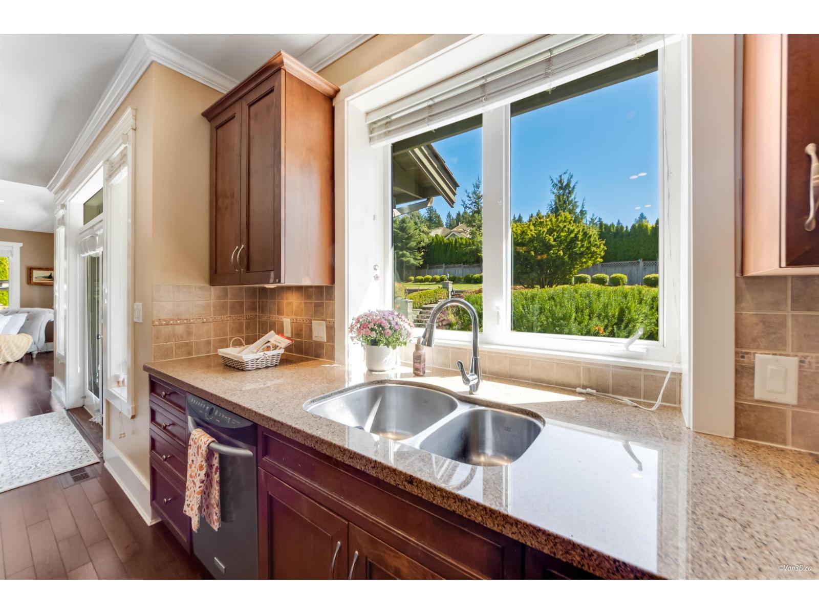 3082 161 Street, Surrey, British Columbia  V3Z 7E1 - Photo 9 - R3040206