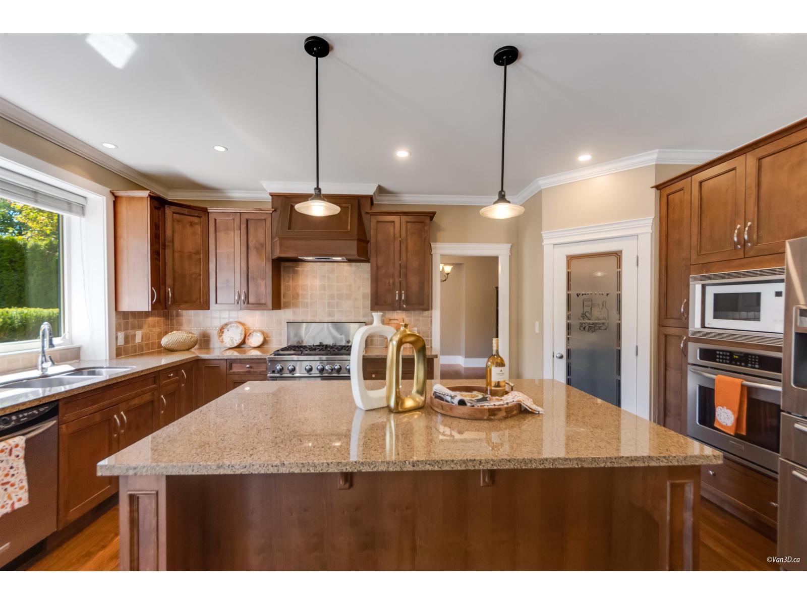 3082 161 Street, Surrey, British Columbia  V3Z 7E1 - Photo 10 - R3040206