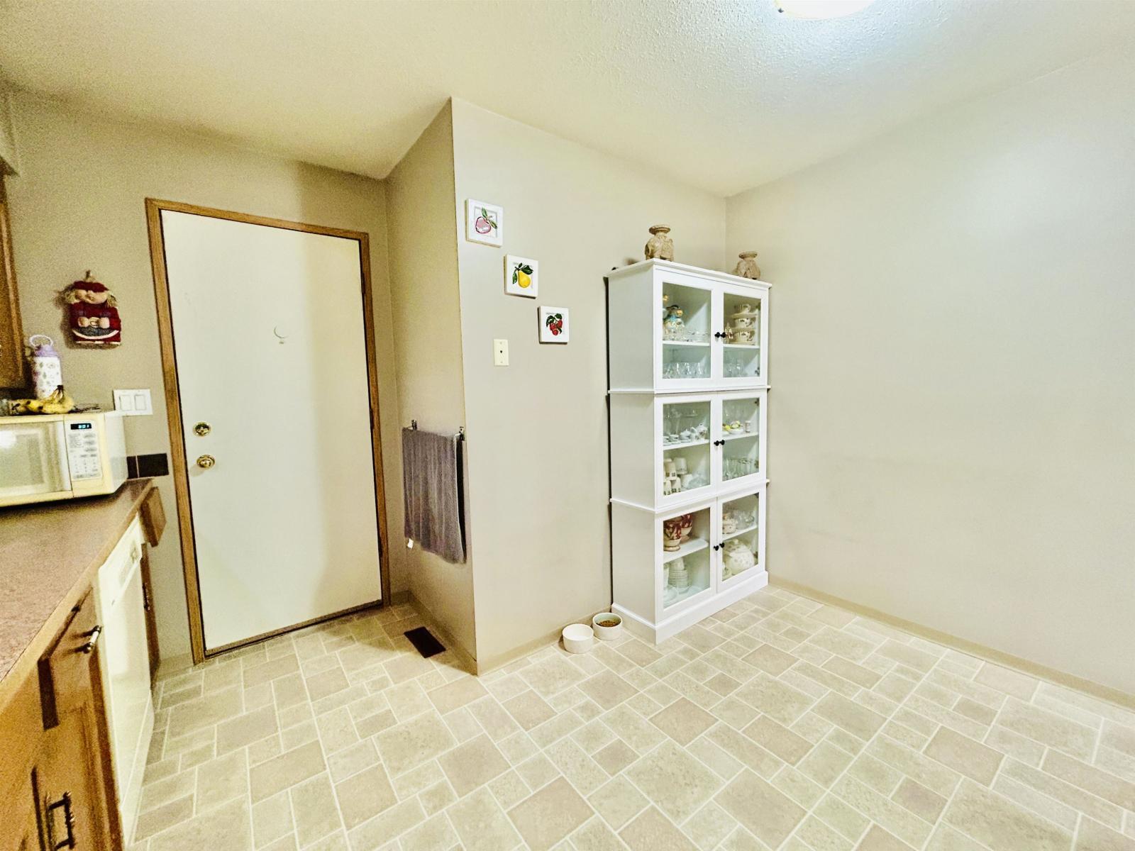 6591 130a Street, Surrey, British Columbia  V3W 8P5 - Photo 22 - R3043471