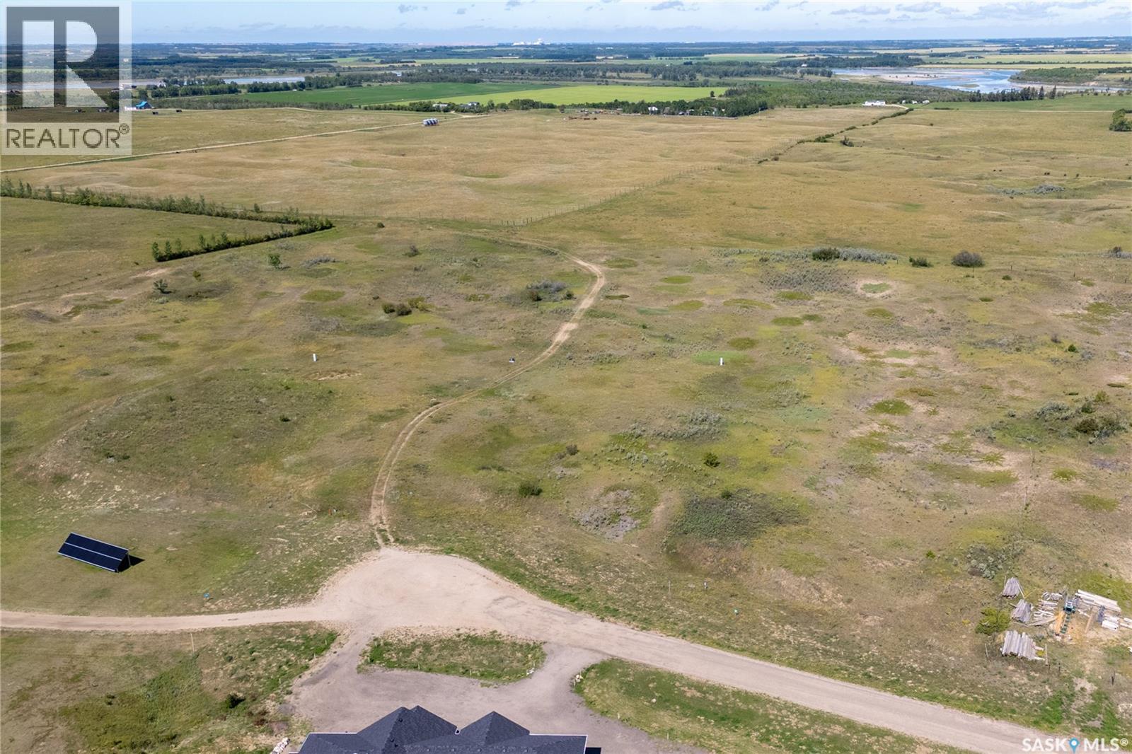 9 Peace Place, Dundurn Rm No. 314, Saskatchewan  S7K 4E2 - Photo 3 - SK017877