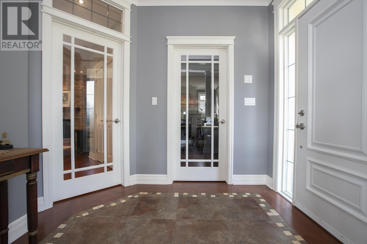 231 Macdonald Ave, Sault Ste. Marie, Ontario  P6B 6L6 - Photo 10 - SM252543