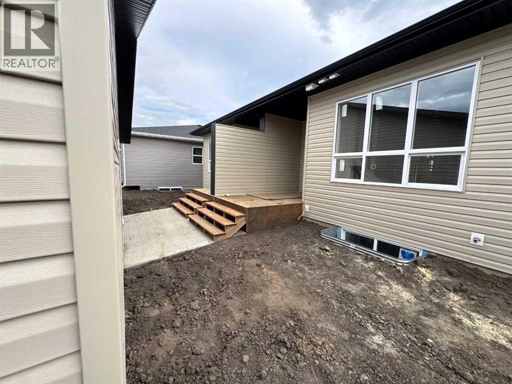 Property at 95 Gray Close image 3