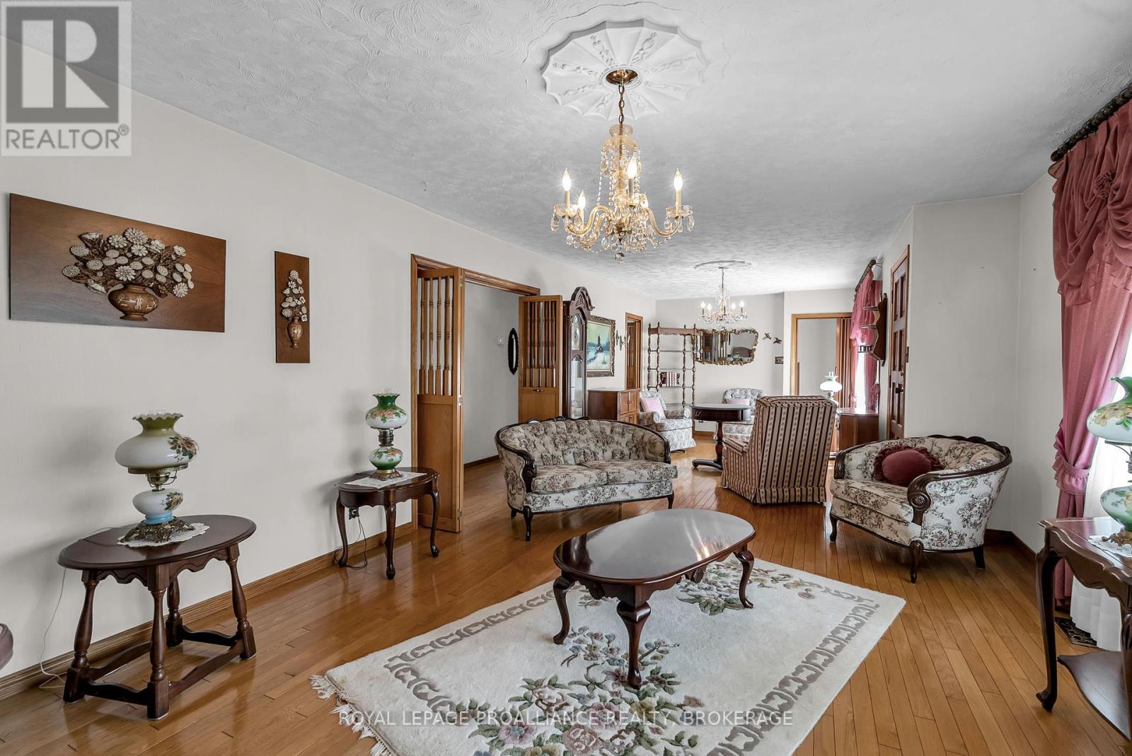 224 Danis Avenue, Cornwall, Ontario  K6H 5E7 - Photo 11 - X12391841