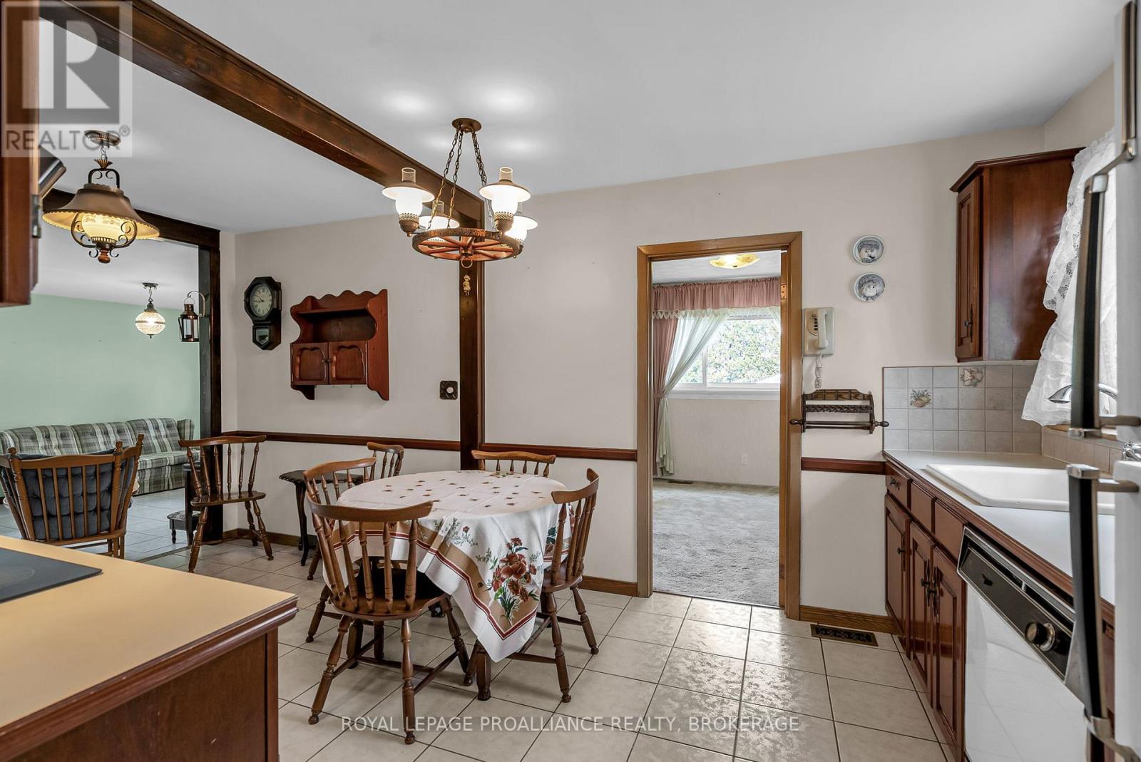 224 Danis Avenue, Cornwall, Ontario  K6H 5E7 - Photo 15 - X12391841