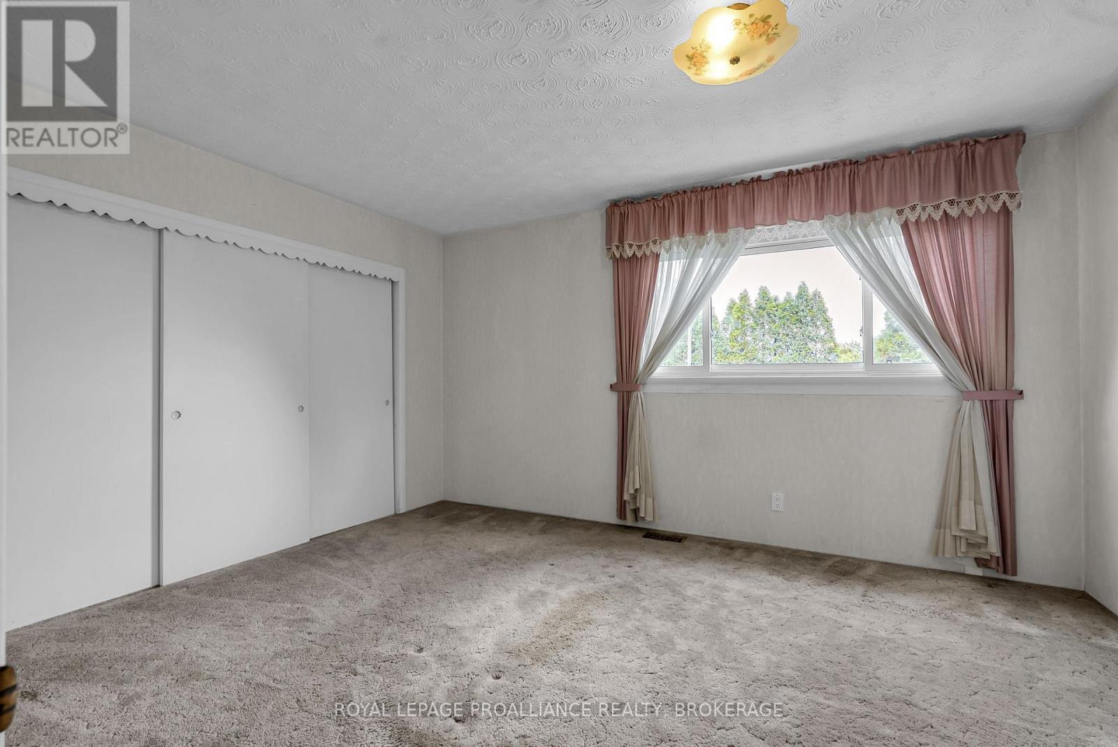 224 Danis Avenue, Cornwall, Ontario  K6H 5E7 - Photo 16 - X12391841