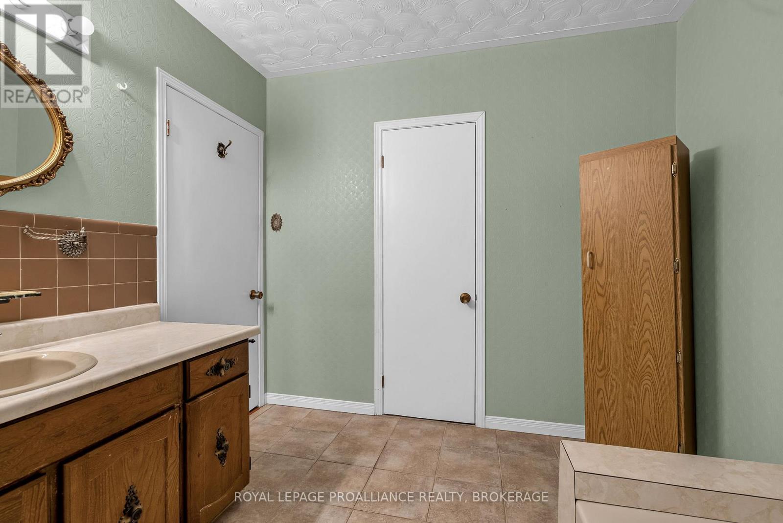 224 Danis Avenue, Cornwall, Ontario  K6H 5E7 - Photo 33 - X12391841