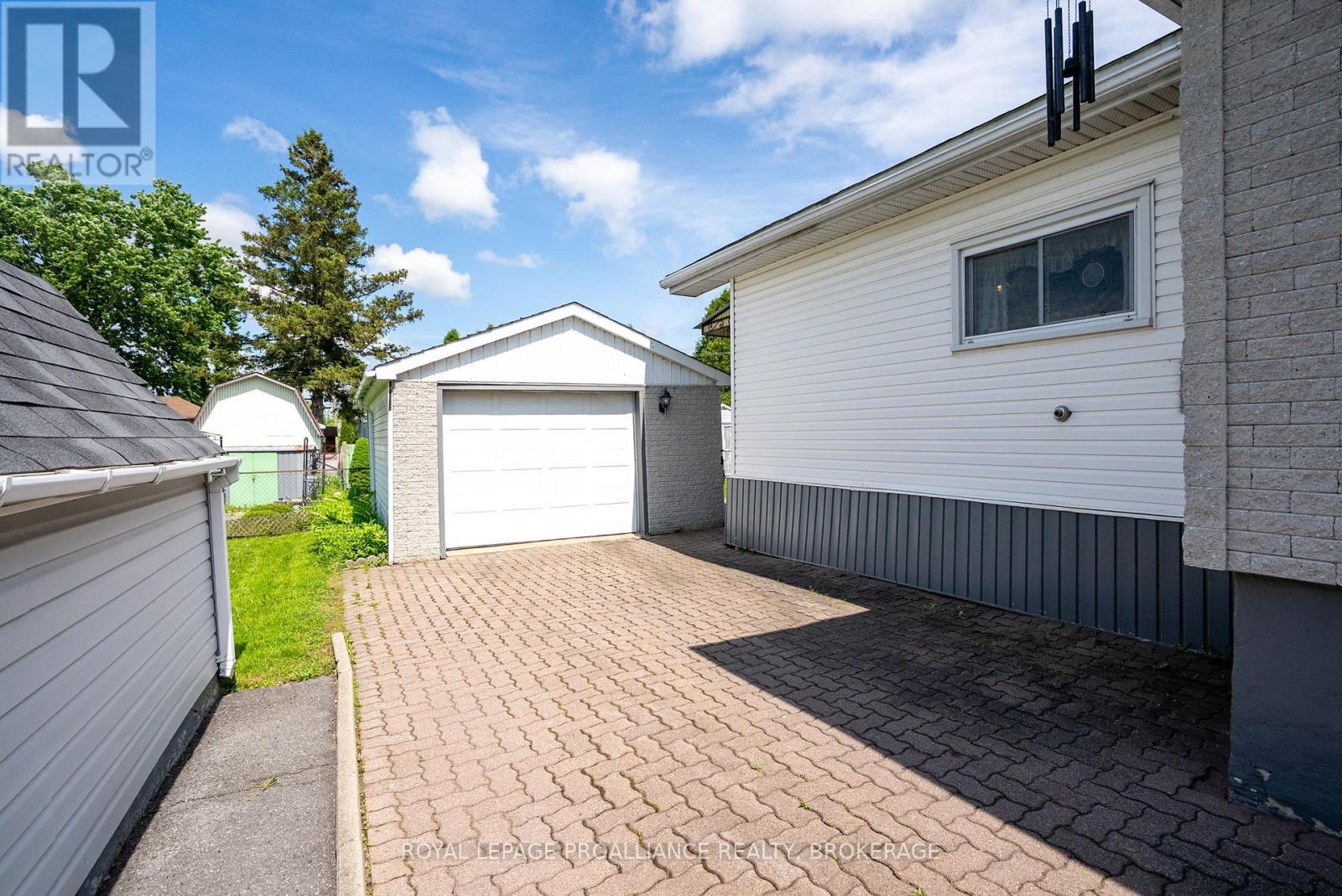 224 Danis Avenue, Cornwall, Ontario  K6H 5E7 - Photo 46 - X12391841