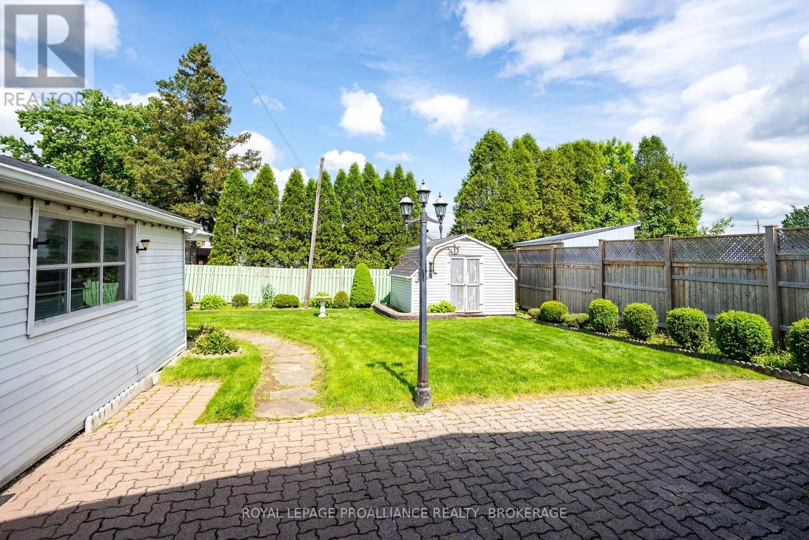 224 Danis Avenue, Cornwall, Ontario  K6H 5E7 - Photo 47 - X12391841