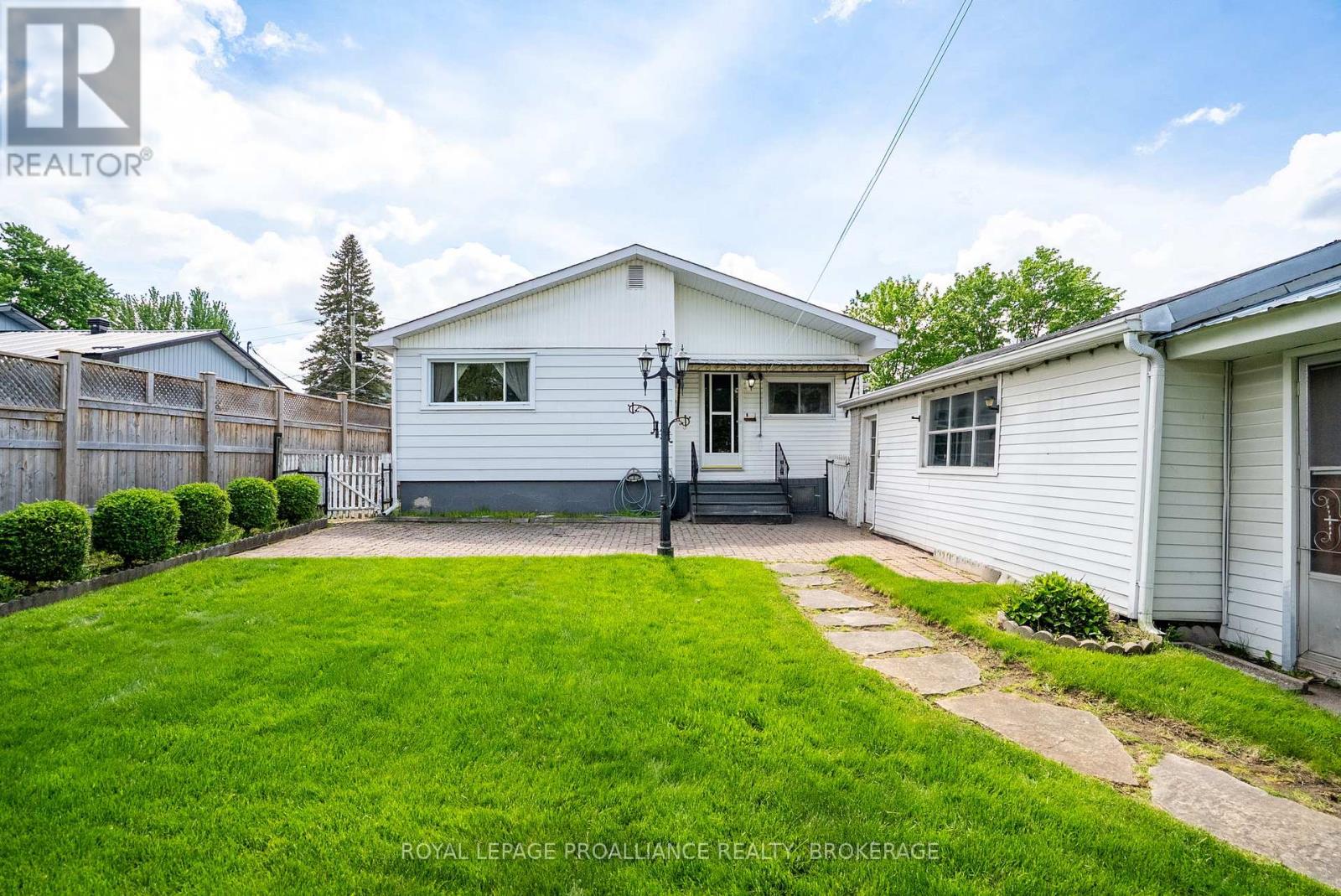 224 Danis Avenue, Cornwall, Ontario  K6H 5E7 - Photo 49 - X12391841