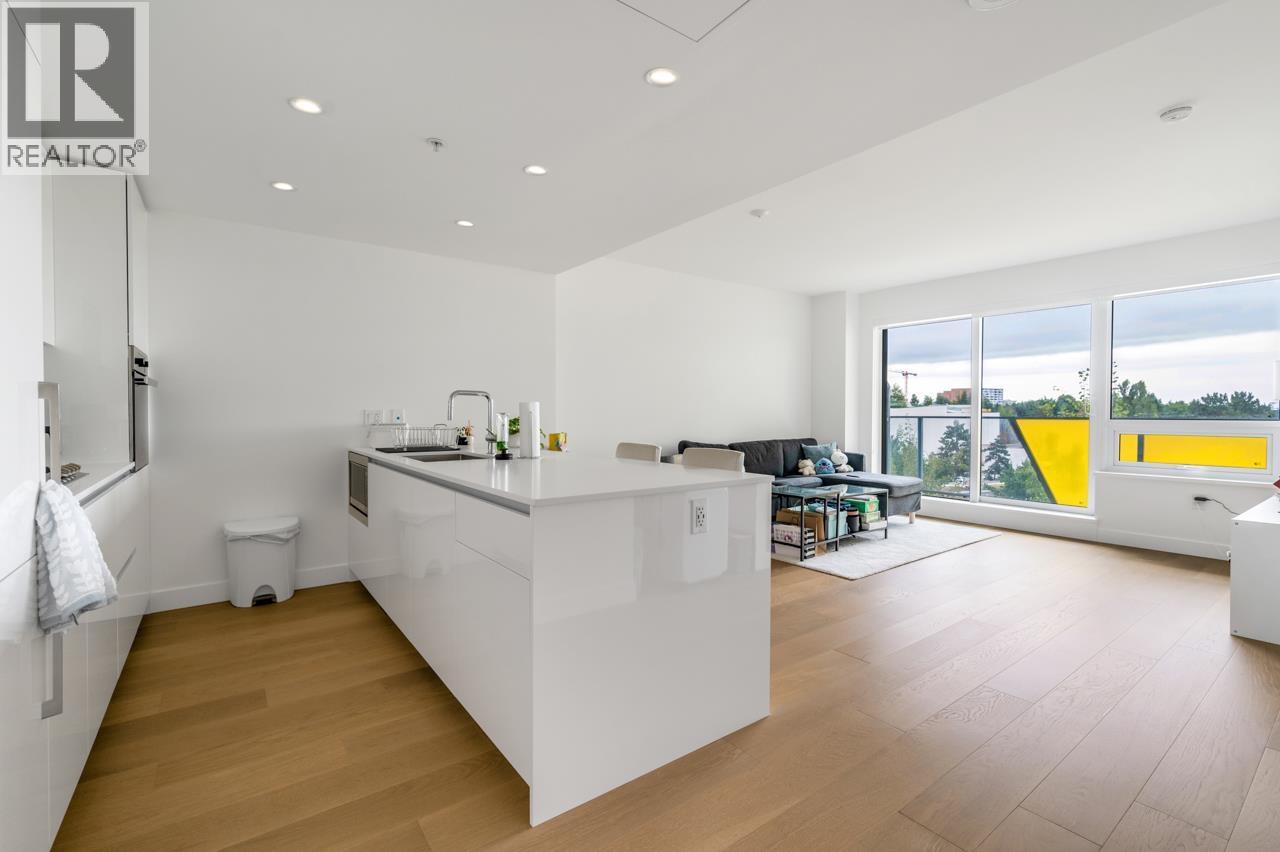 710 5766 Gilbert Road, Richmond, British Columbia  V6X 1B7 - Photo 2 - R3044622