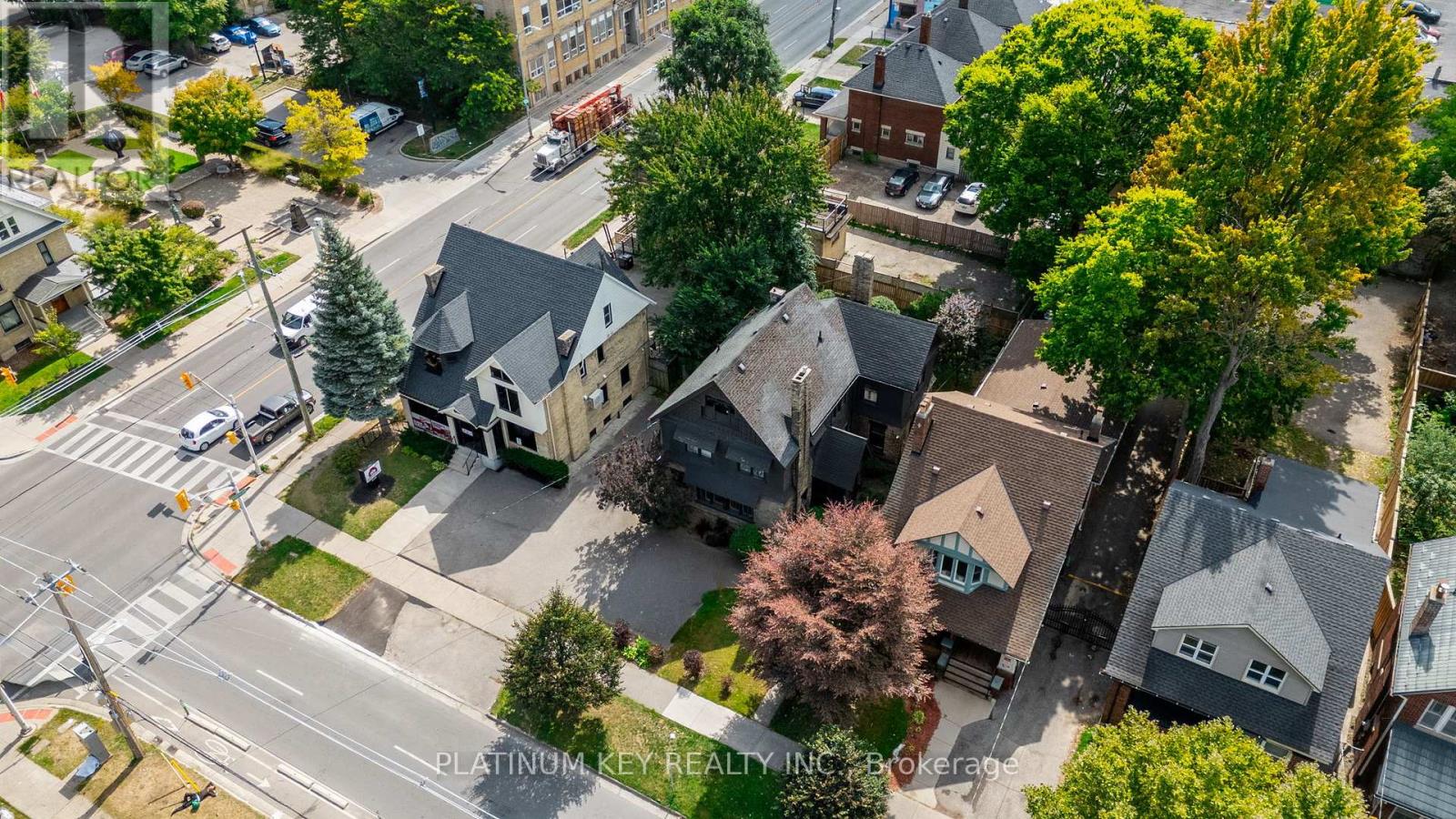 603 Queens Avenue, London East, Ontario  N6B 1Y9 - Photo 4 - X12391851
