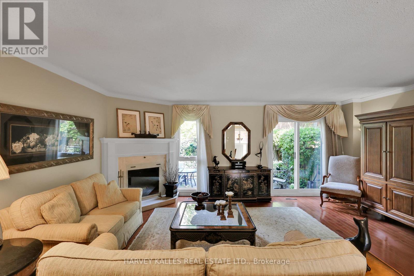 68 Sylvan Valleyway, Toronto (Bedford Park-Nortown), Ontario  M5M 4M3 - Photo 12 - C12391633