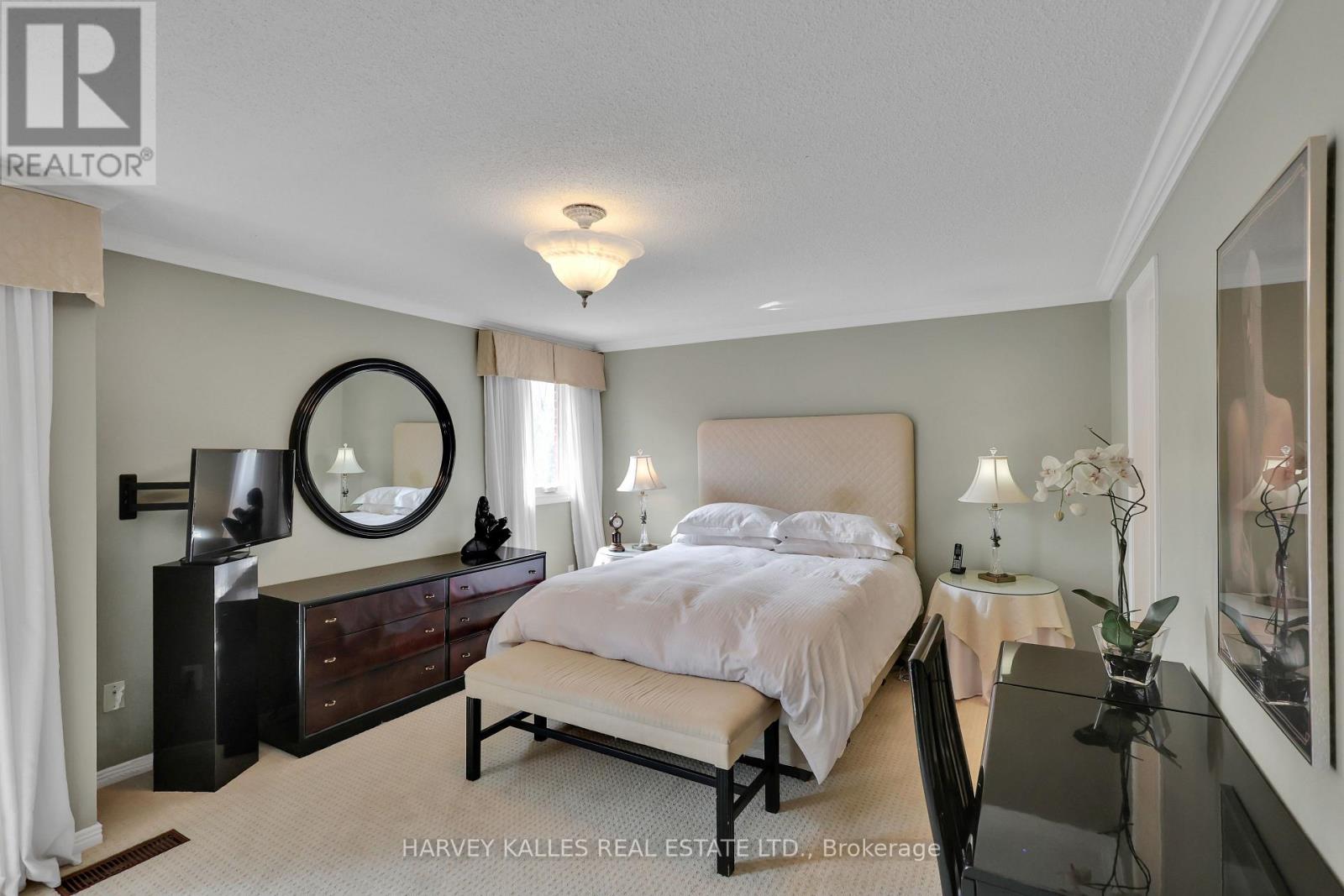 68 Sylvan Valleyway, Toronto (Bedford Park-Nortown), Ontario  M5M 4M3 - Photo 25 - C12391633