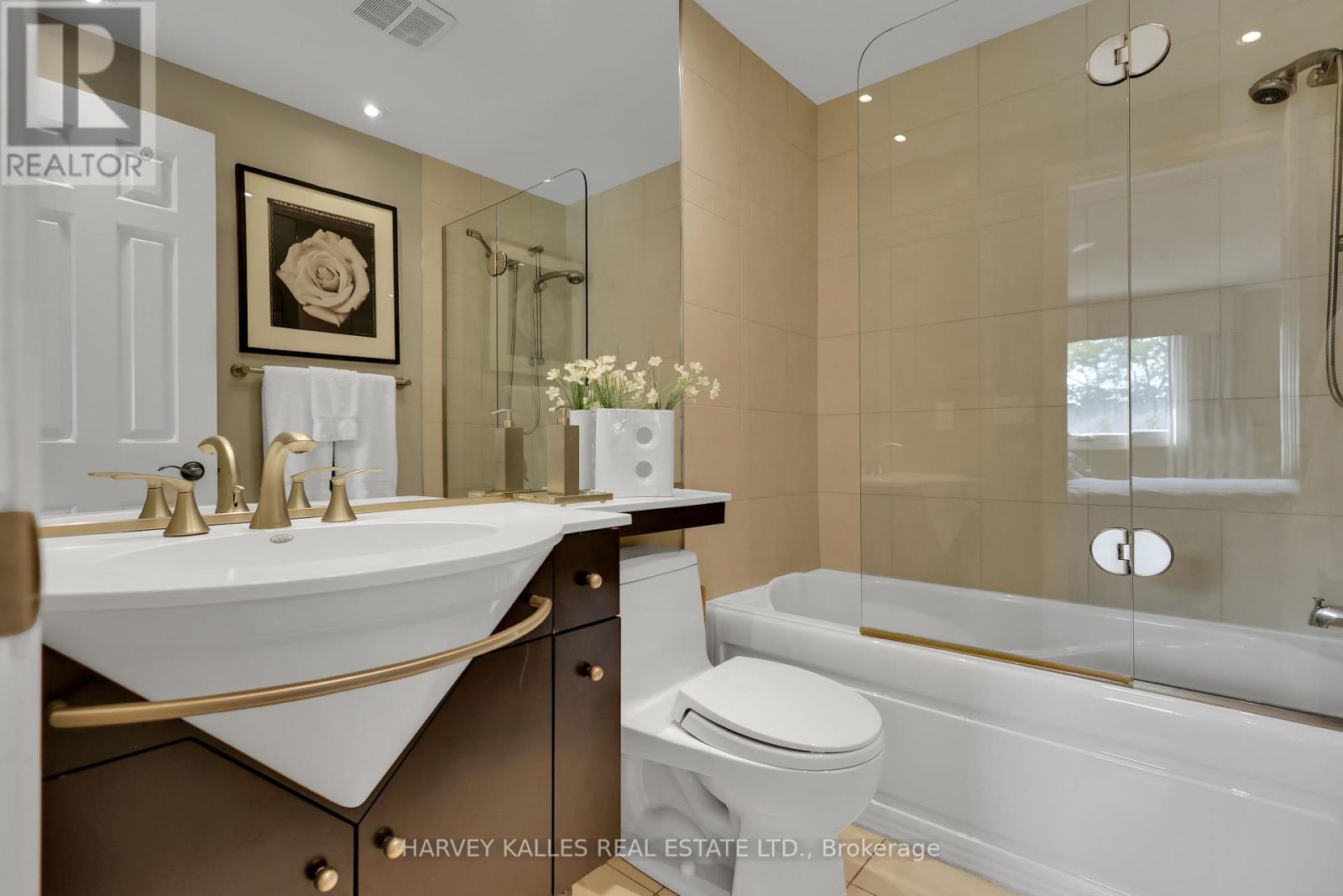 68 Sylvan Valleyway, Toronto (Bedford Park-Nortown), Ontario  M5M 4M3 - Photo 28 - C12391633