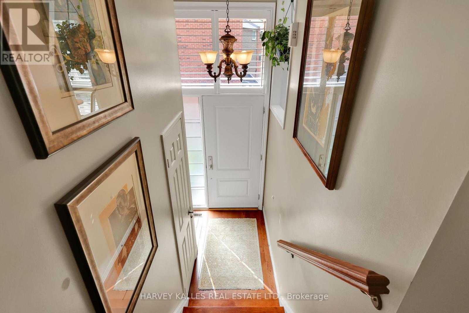 68 Sylvan Valleyway, Toronto (Bedford Park-Nortown), Ontario  M5M 4M3 - Photo 9 - C12391633