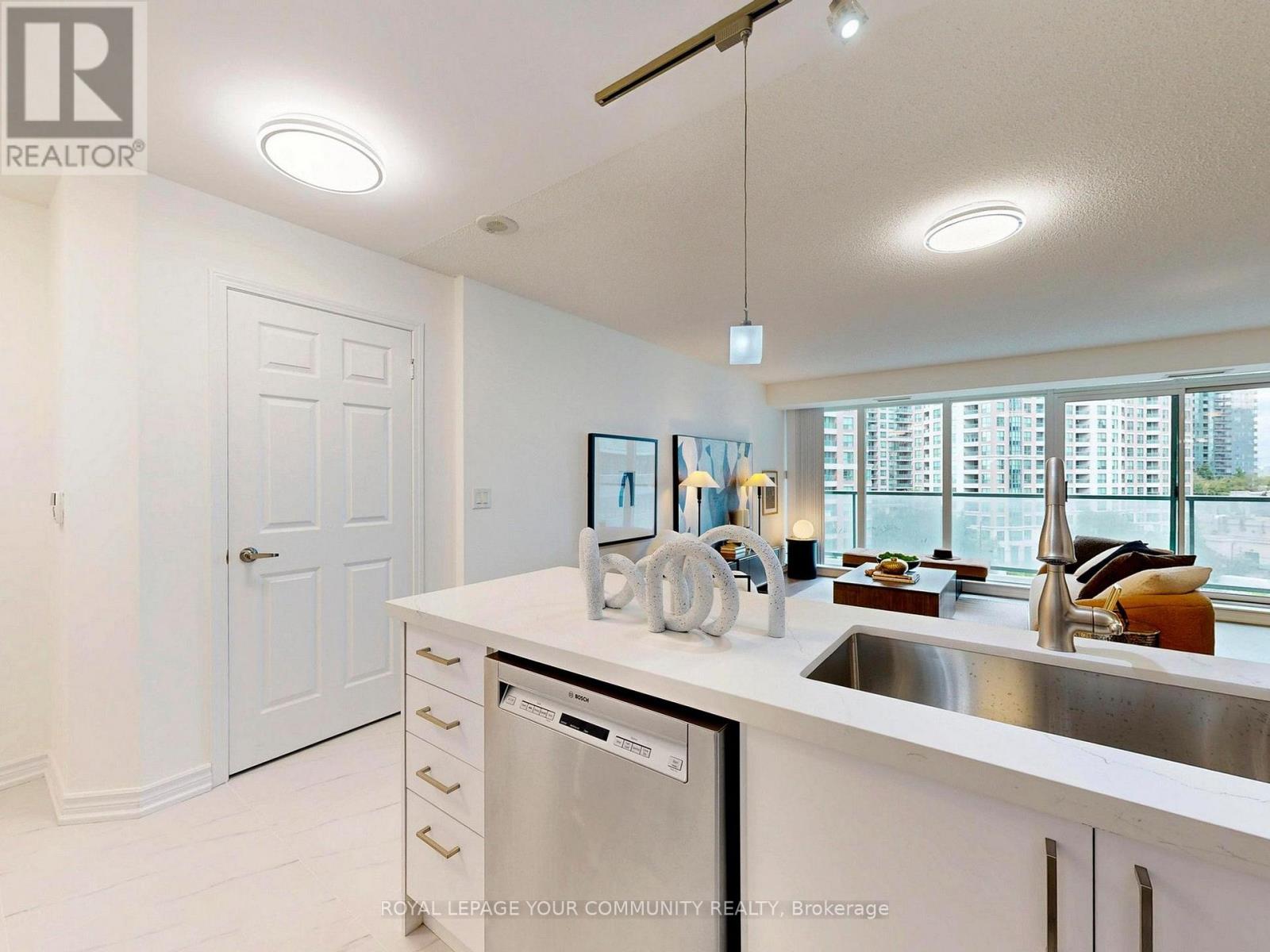 610 - 5500 Yonge Street, Toronto, Ontario  M2N 7L1 - Photo 12 - C12391638