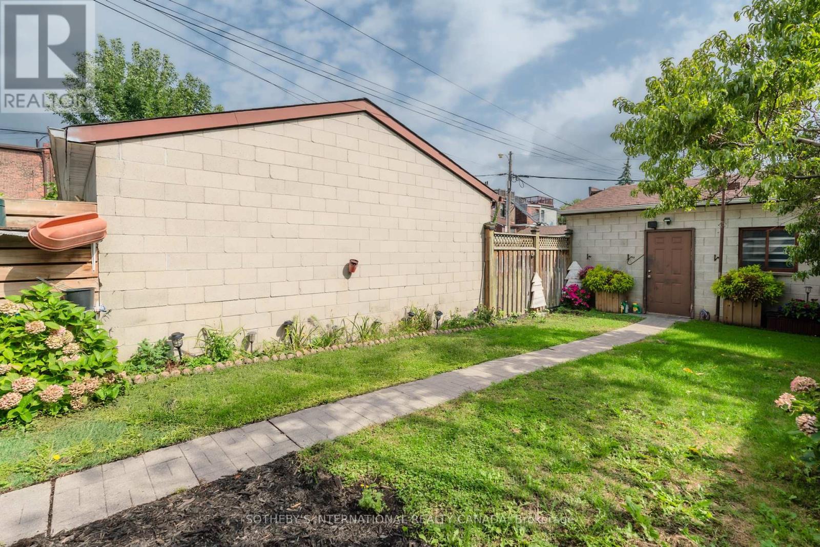 41 Margueretta Street, Toronto (Dufferin Grove), Ontario  M6K 2P6 - Photo 34 - C12391639