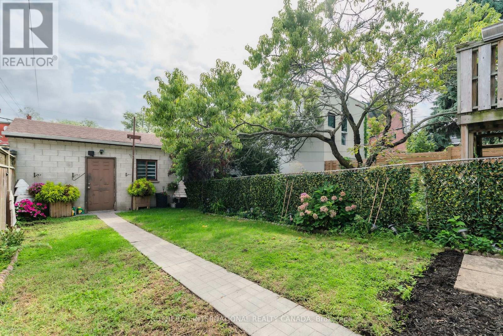 41 Margueretta Street, Toronto (Dufferin Grove), Ontario  M6K 2P6 - Photo 40 - C12391639