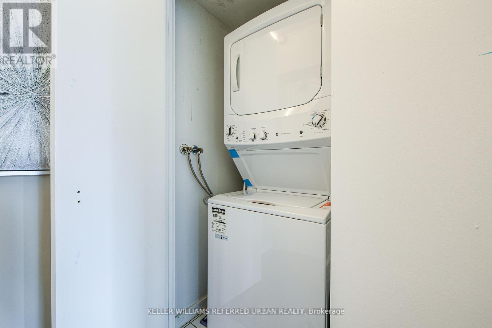 2501 - 218 Queens Quay W, Toronto, Ontario  M5J 2Y6 - Photo 2 - C12391678