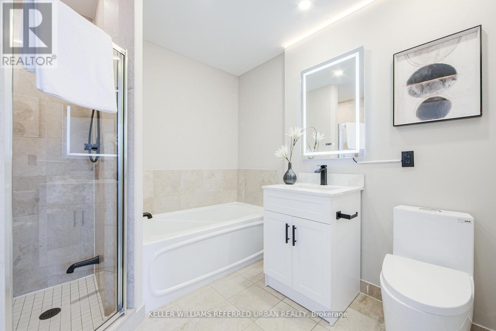 2501 - 218 Queens Quay W, Toronto, Ontario  M5J 2Y6 - Photo 22 - C12391678