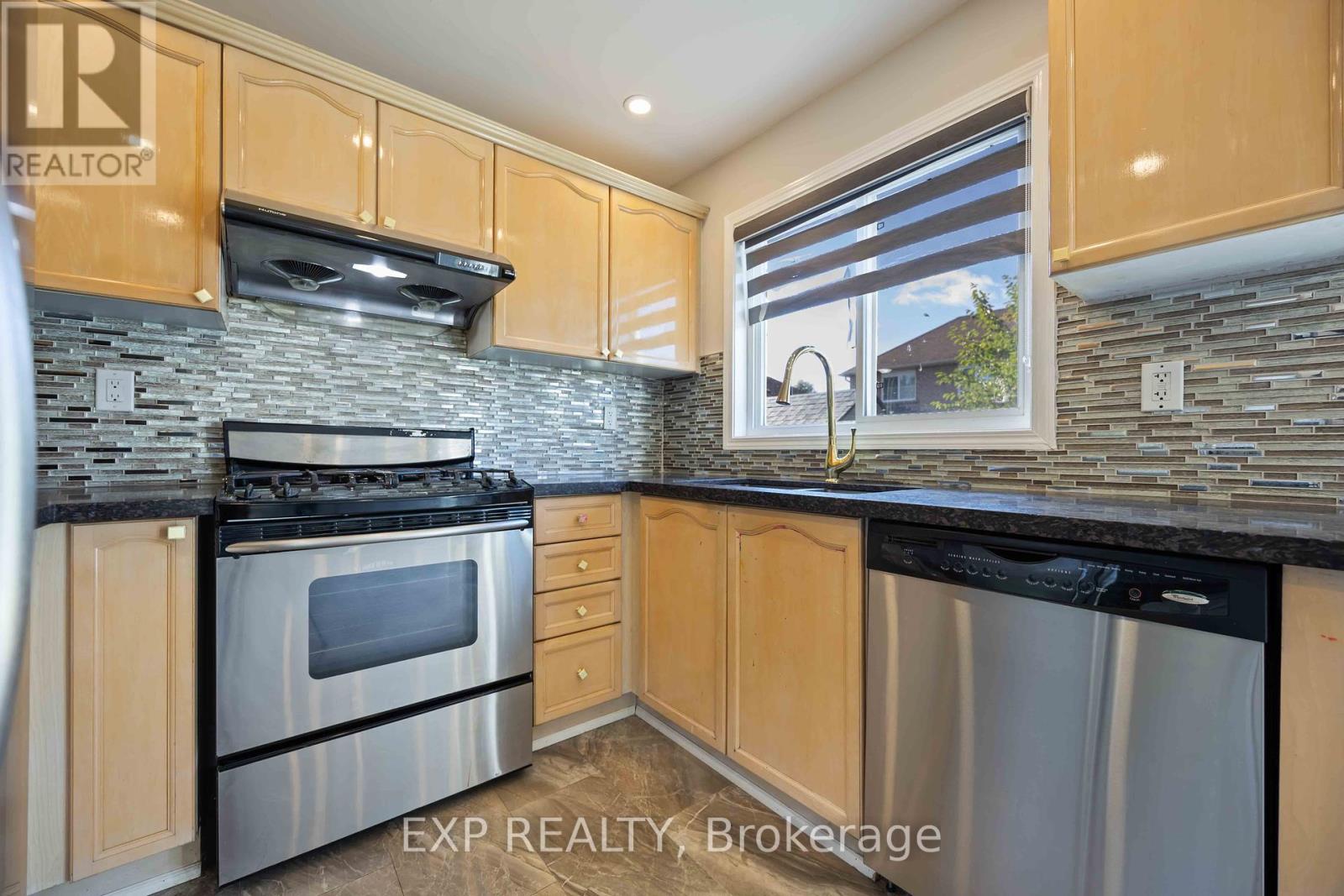 26 Salamander Street, Toronto (Rouge), Ontario  M1X 1Y9 - Photo 18 - E12385455