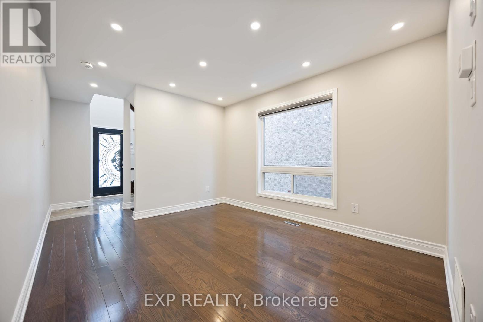 26 Salamander Street, Toronto (Rouge), Ontario  M1X 1Y9 - Photo 5 - E12385455