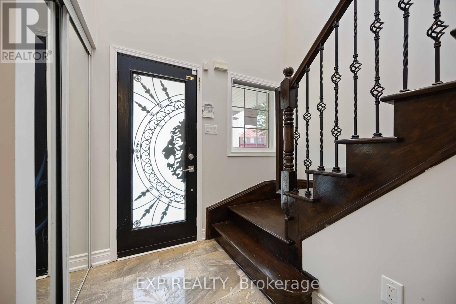 26 Salamander Street, Toronto (Rouge), Ontario  M1X 1Y9 - Photo 4 - E12385455