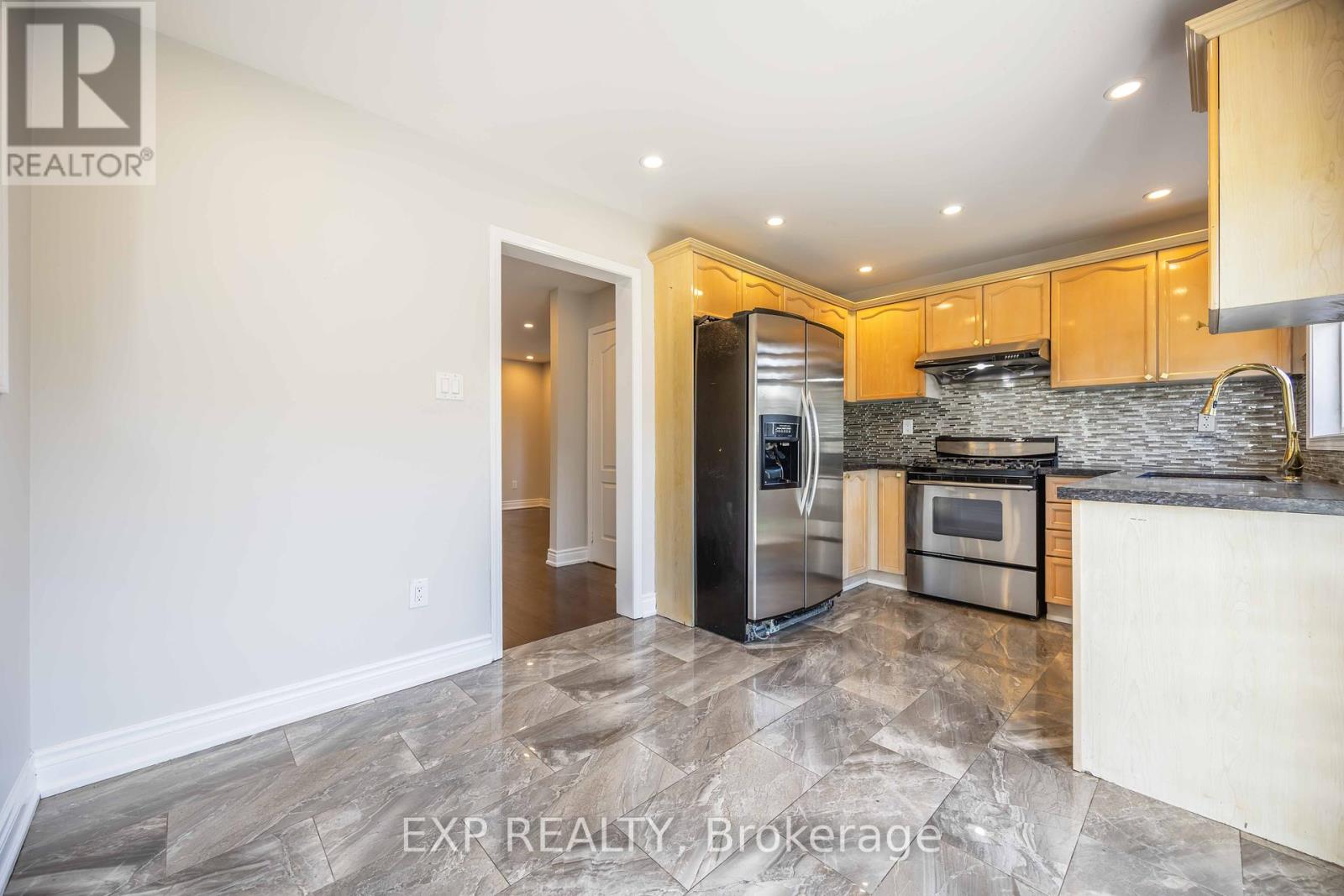 26 Salamander Street, Toronto (Rouge), Ontario  M1X 1Y9 - Photo 15 - E12385455