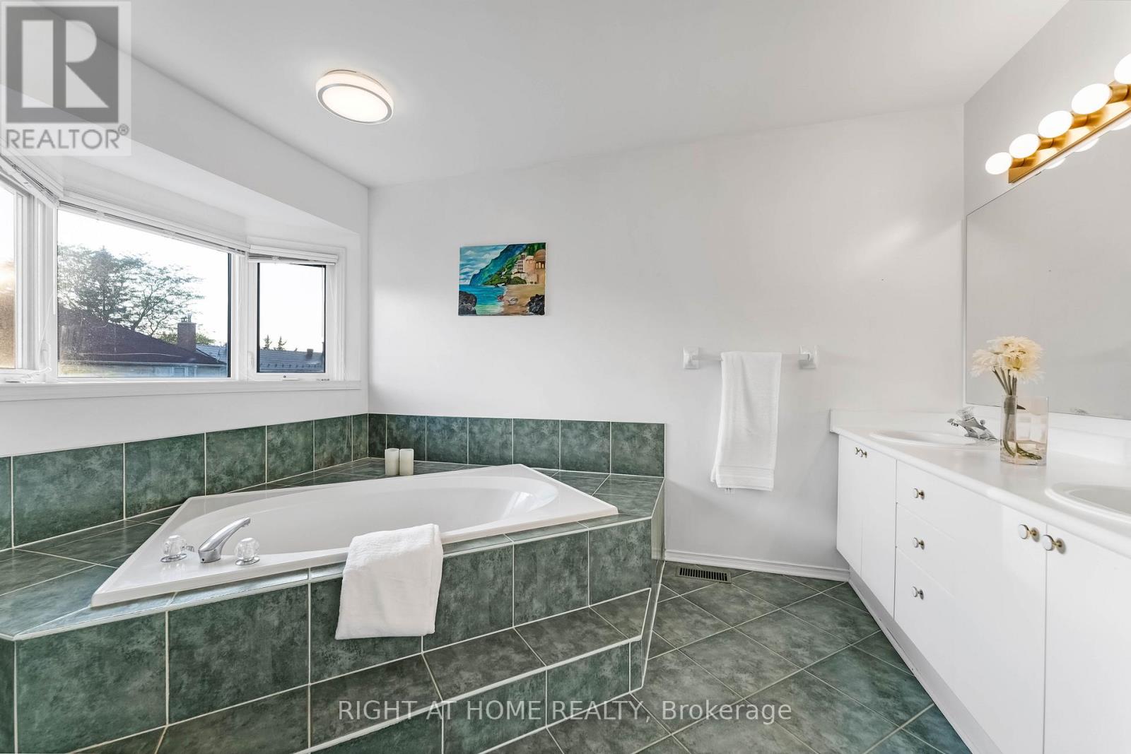 6196 Ravine Way, Ottawa, Ontario  K1C 2W4 - Photo 19 - X12391848