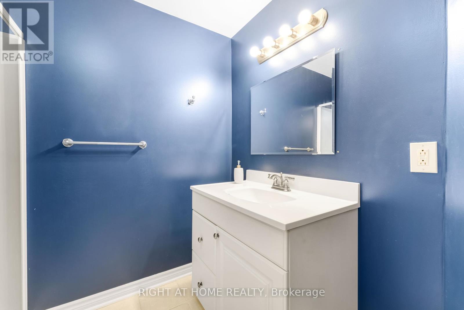 6196 Ravine Way, Ottawa, Ontario  K1C 2W4 - Photo 27 - X12391848