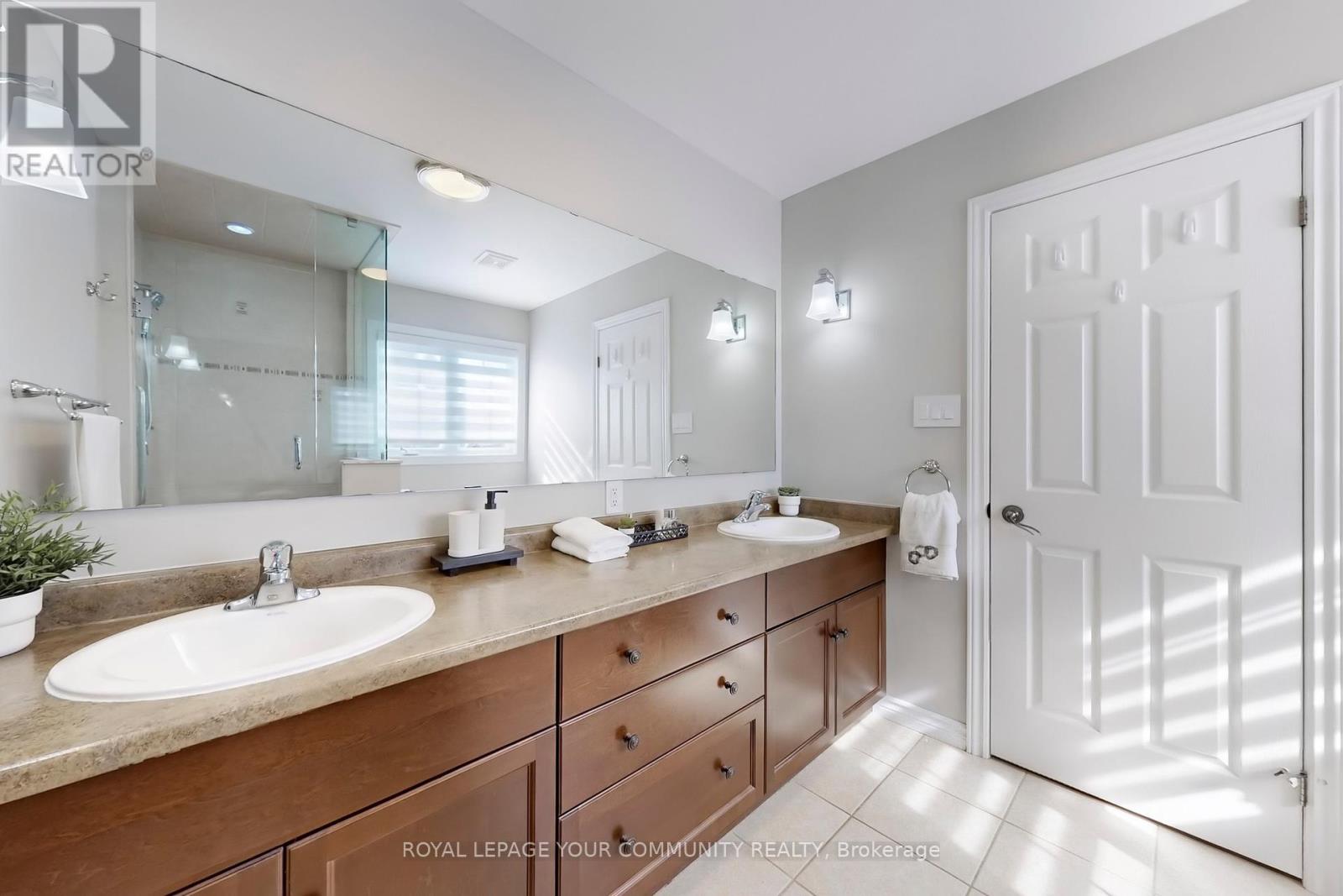6 - 10 Reddington Drive, Caledon, Ontario  L7E 4C3 - Photo 21 - W12390305