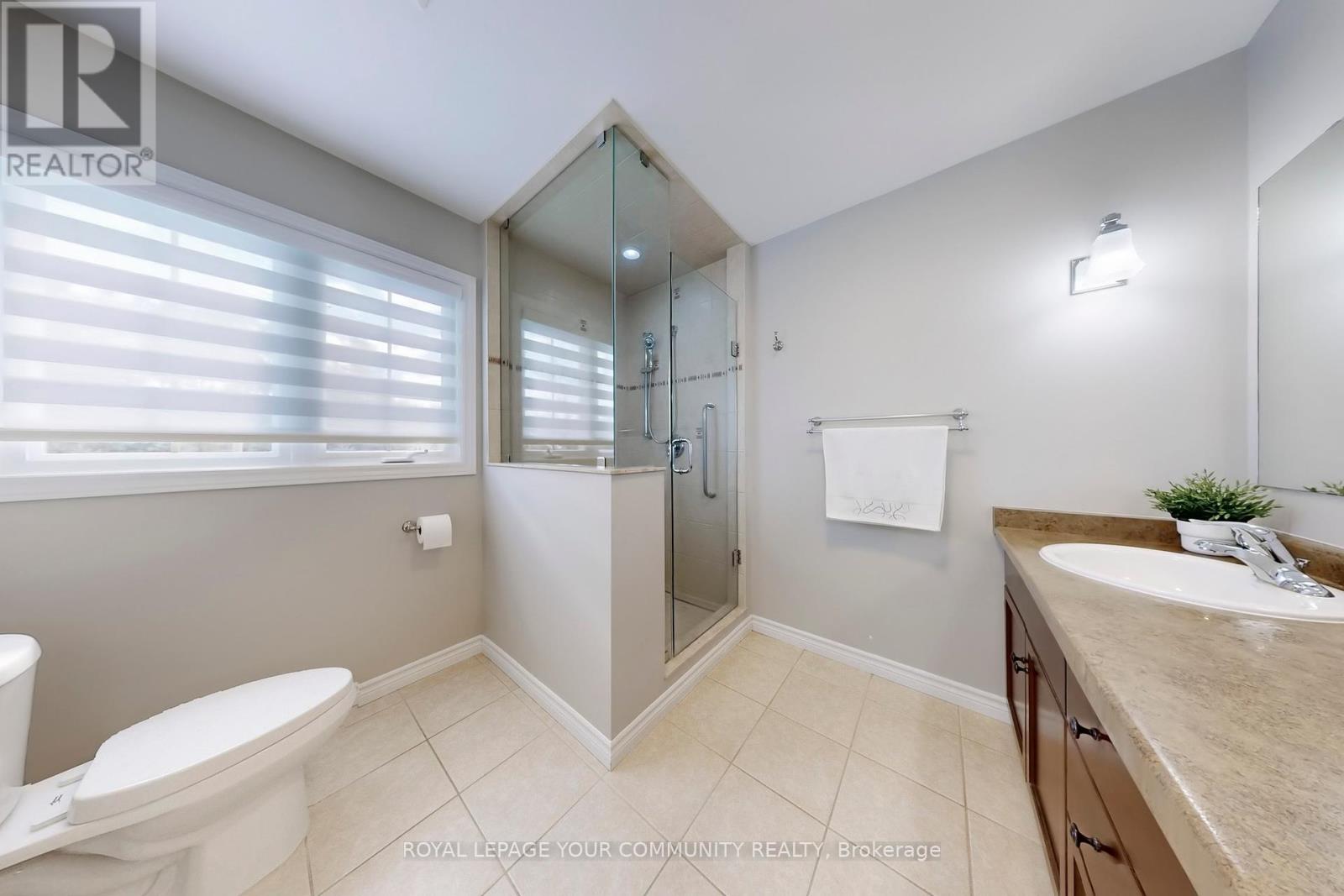 6 - 10 Reddington Drive, Caledon, Ontario  L7E 4C3 - Photo 22 - W12390305
