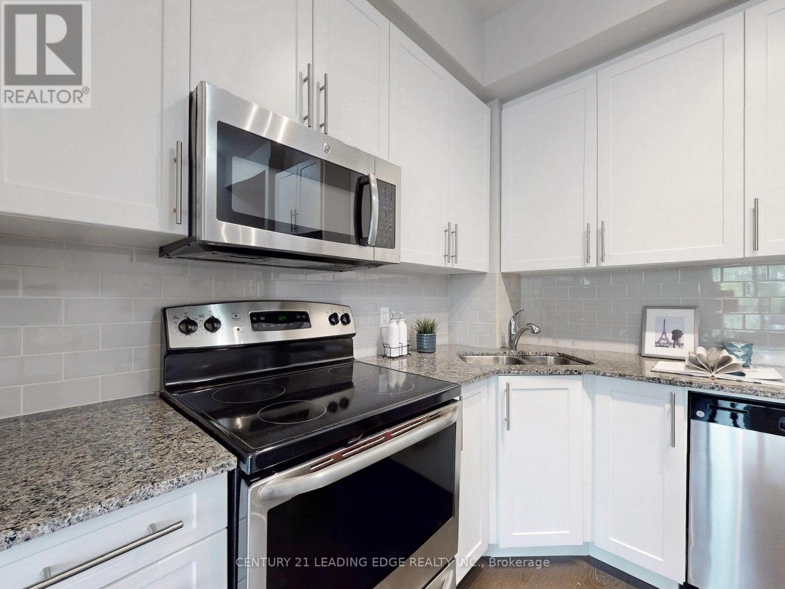 232 - 68 Main Street N, Markham (Old Markham Village), Ontario  L3P 0N5 - Photo 17 - N12391656