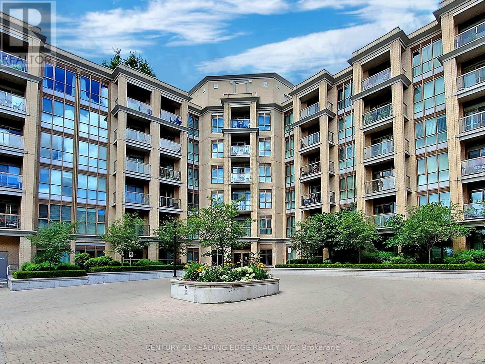 232 - 68 Main Street N, Markham (Old Markham Village), Ontario  L3P 0N5 - Photo 2 - N12391656