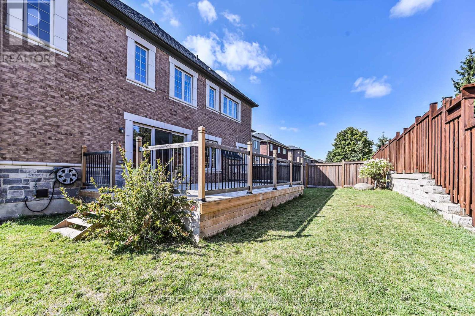 123 Mitchell Place, Newmarket, Ontario  L3Y 0E2 - Photo 36 - N12391802