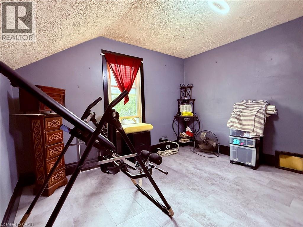 33 Cozy Street, Welland, Ontario  L3B 4G7 - Photo 13 - 40767765