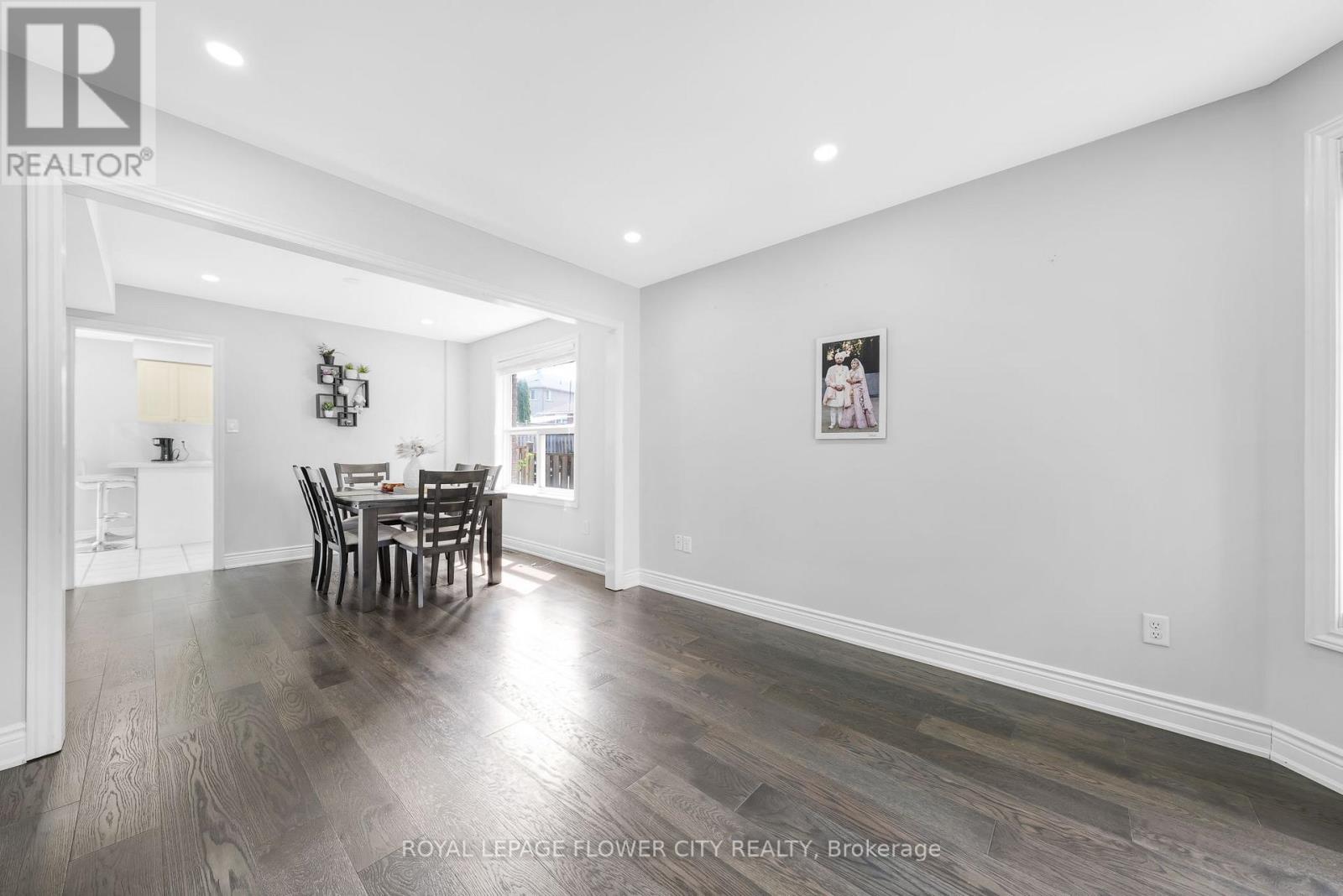 4 Stephanie Lane, Barrie, Ontario  L4N 0V2 - Photo 11 - S12391667
